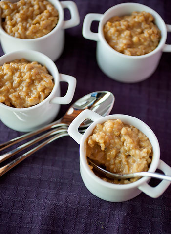 Sweet, creamy, dreamy and full of pumpkin spice flavor, this pumpkin spice rice pudding is dairy-free, gluten-free, and also ready in thirty minutes! 