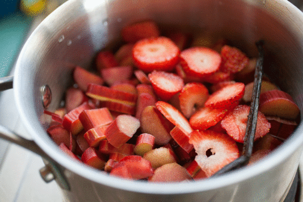 Sweet yet tart, cold or warm, this simple, quick simmered rhubarb compote is endlessly versatile! 